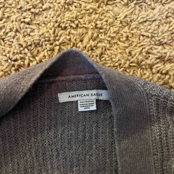 American Eagle green button up cardigan - Picture 3 of 3